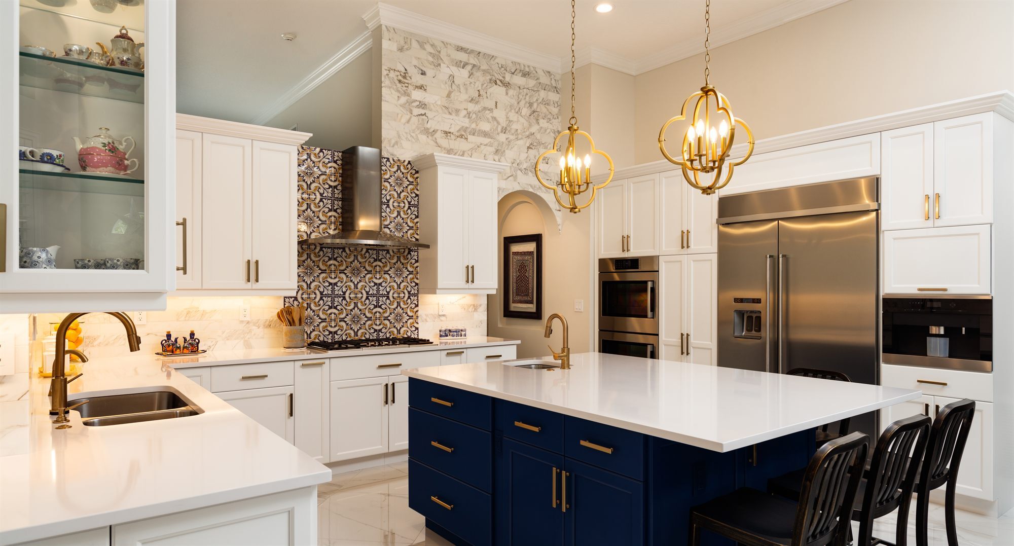 white-kitchen-navy-island-stock